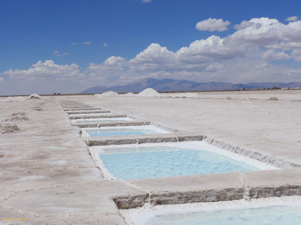 La Puna Les Salinas Grande bac à sel au soleil