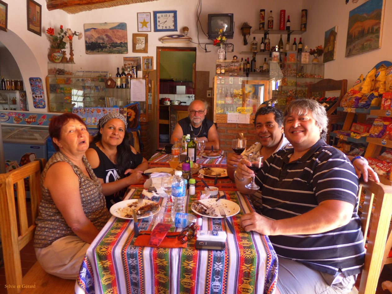 031 Quebrada Purmamarca retrouvailles avec Nicole