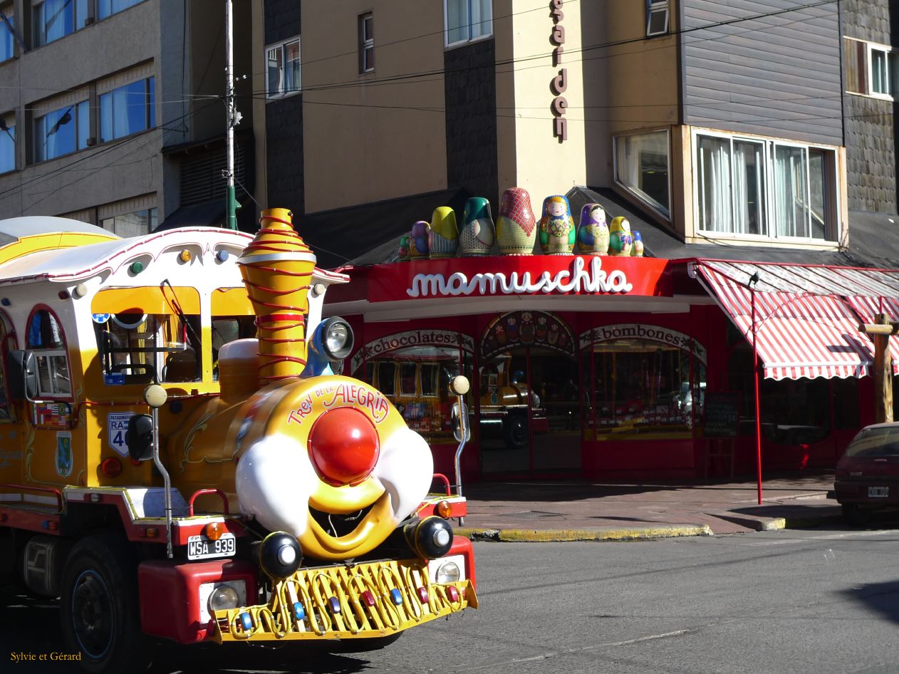 Patagonie Bariloche 002 chocolatier dans rue principale