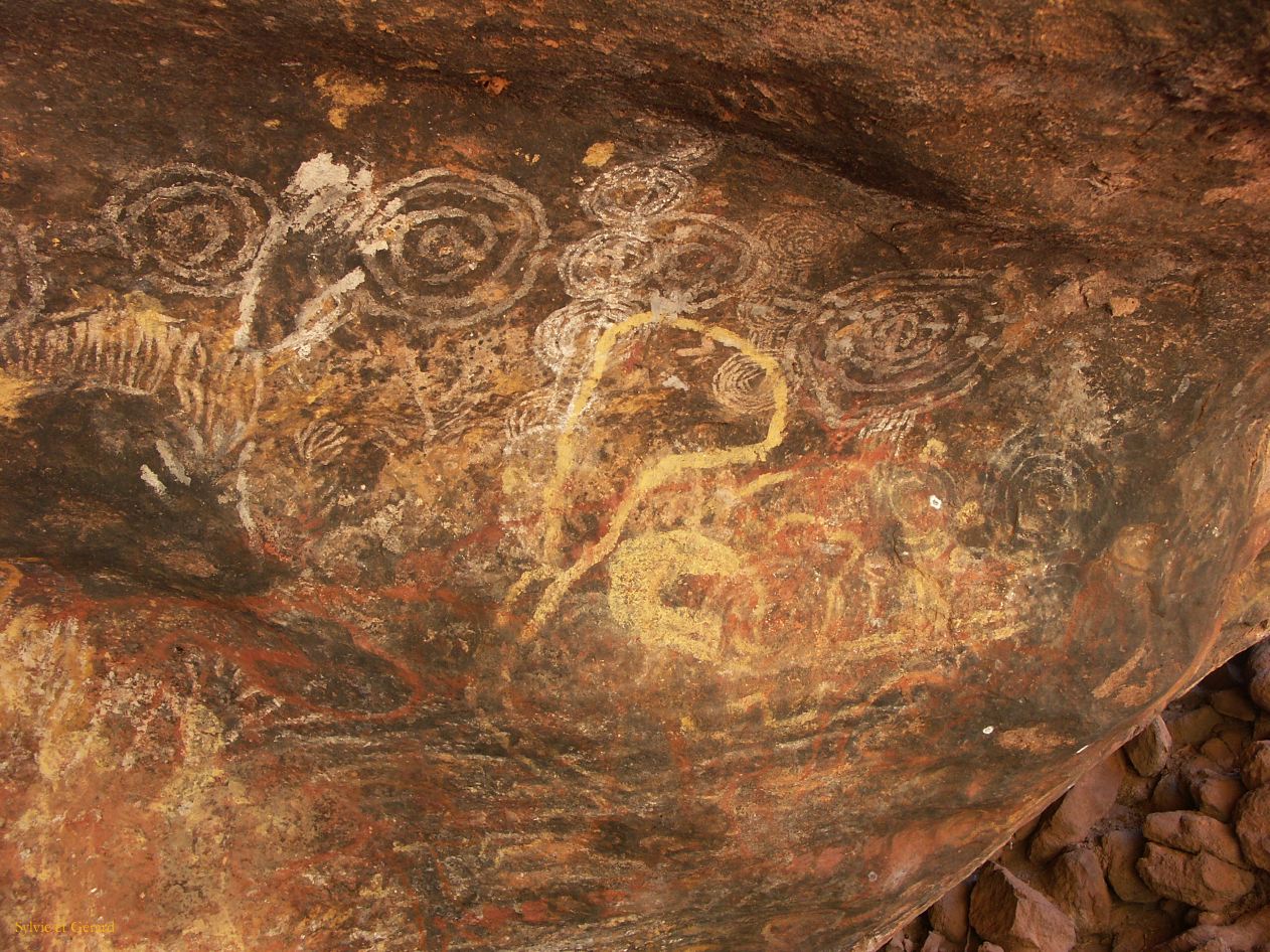 B 221 Ayers Rock