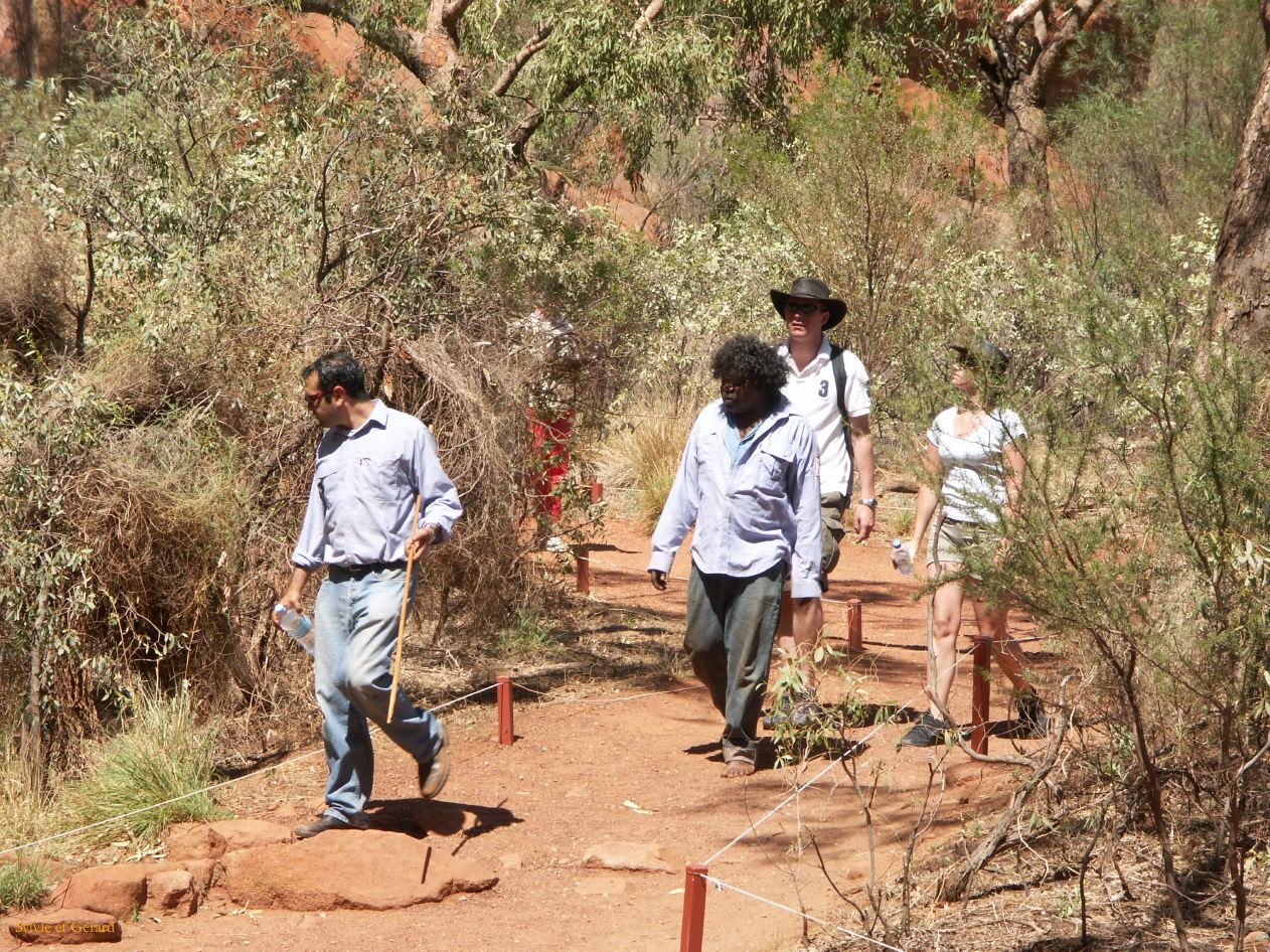 B 228 Ayers Rock