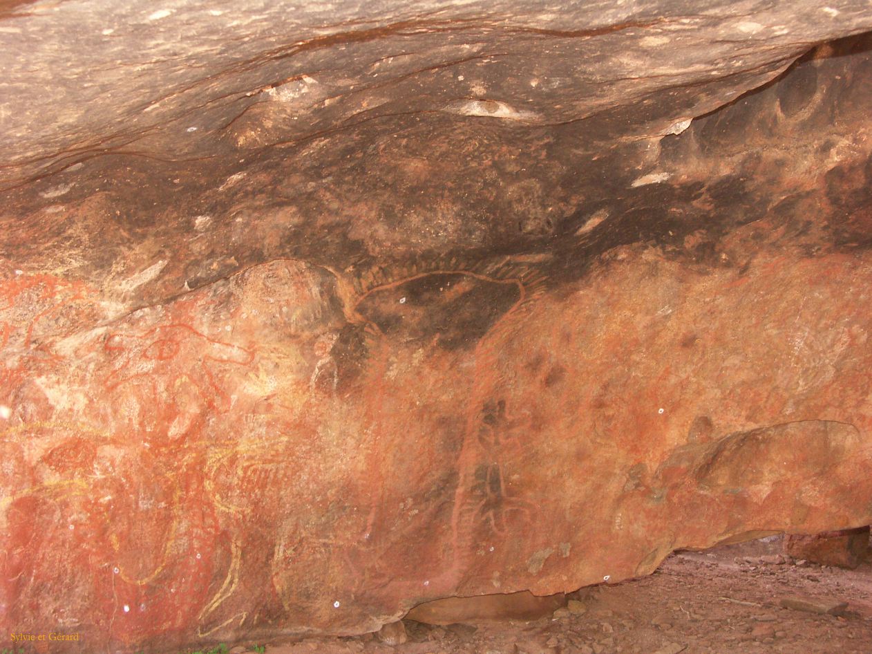 B 230 Ayers Rock