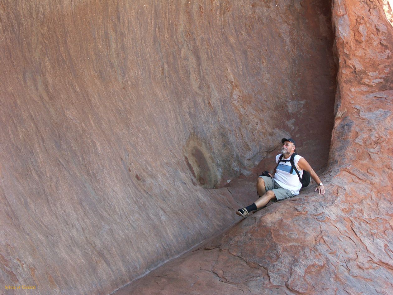B 237 Ayers Rock