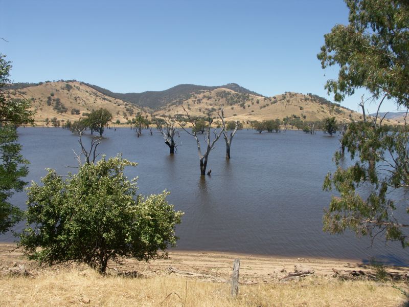 Lac Hume