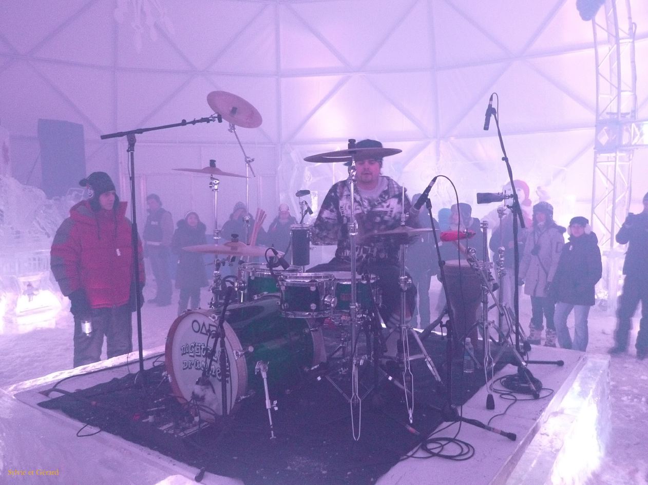 Quebec 24 festival la nuit concert sous la glace