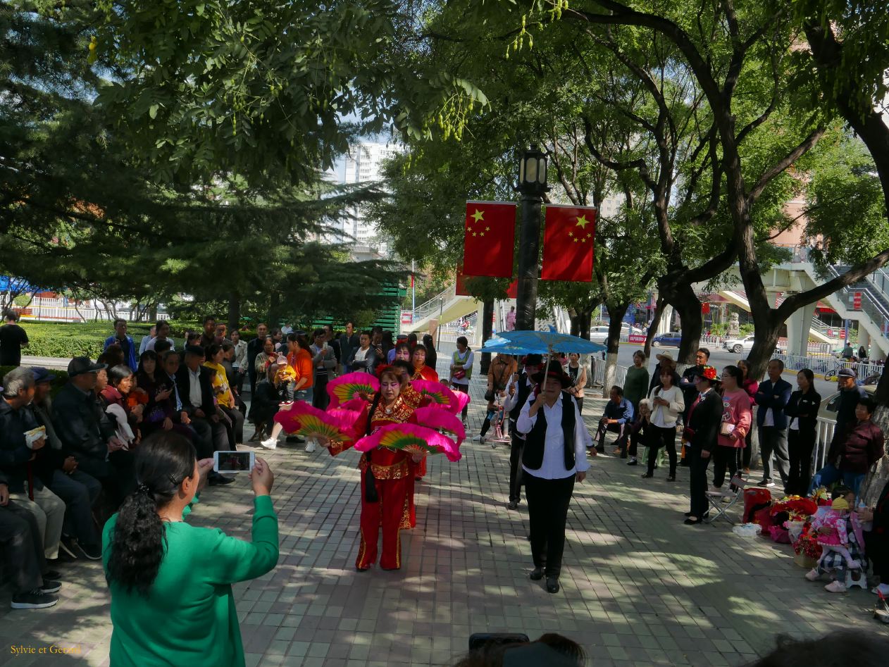 08 19 Tianshui dans la ville spectacle de rue 