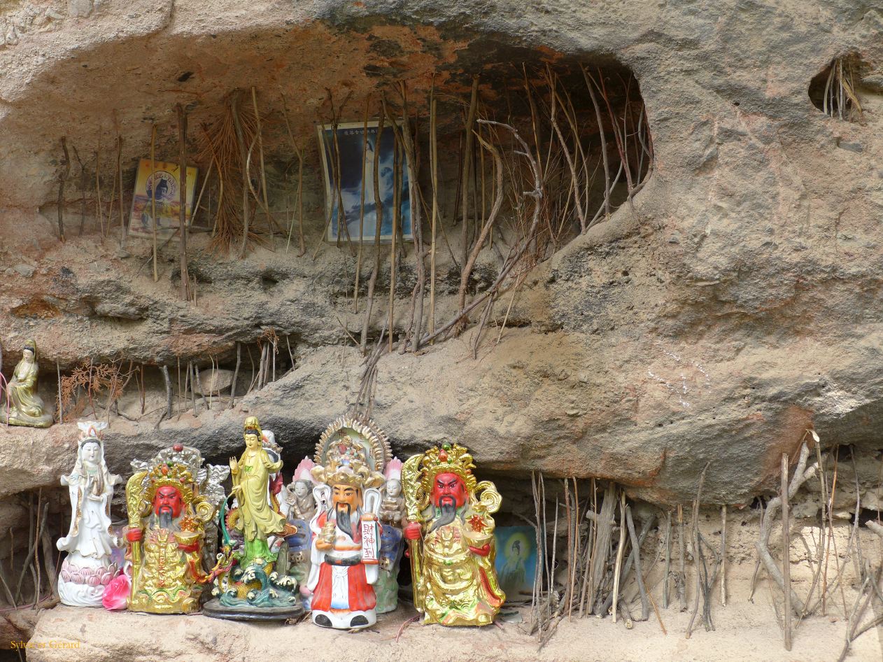 08 33 Tianshui Immortal Cliff 