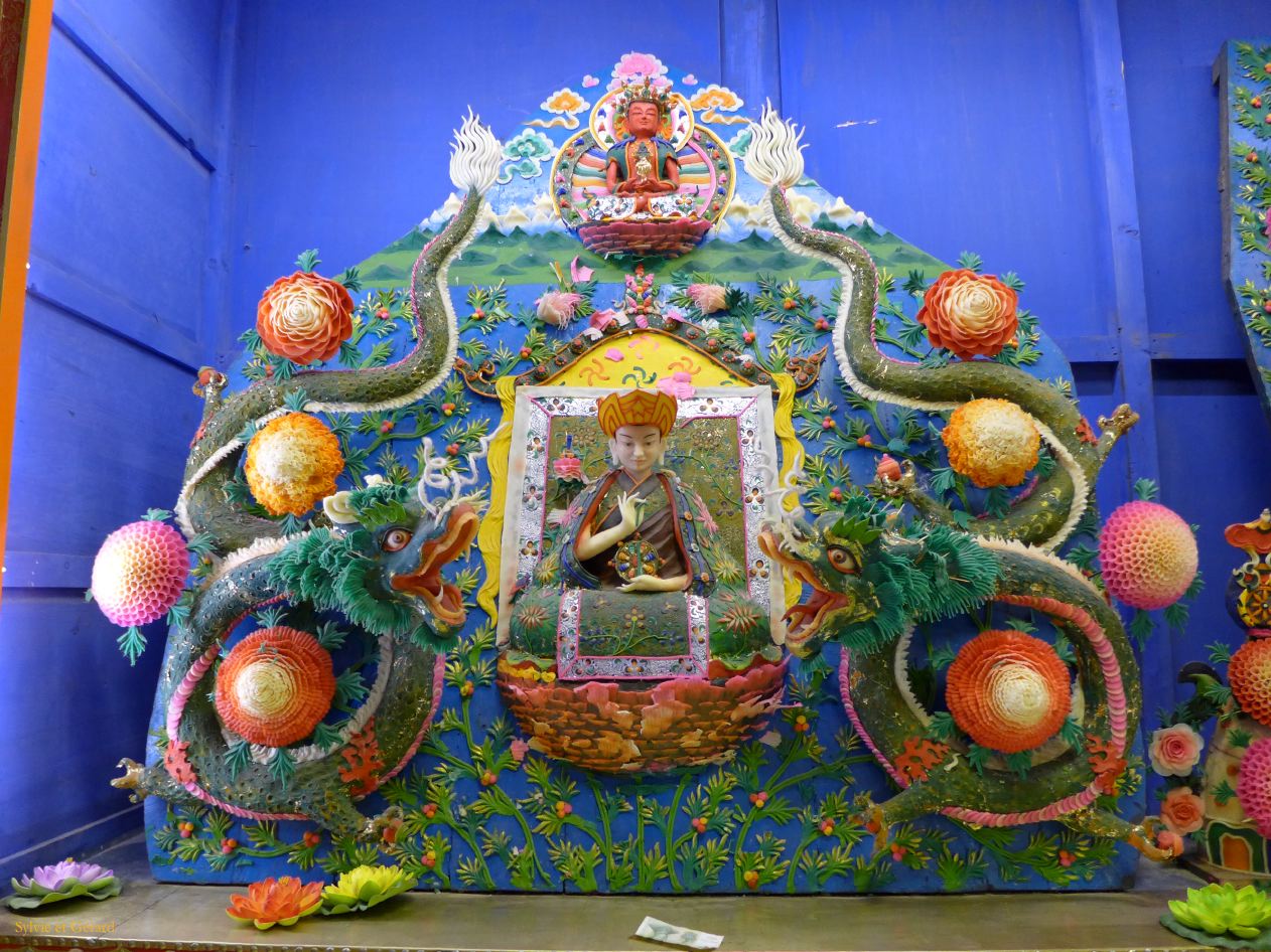 03 16 Xiahe Monastère de Labrang sculptures en beurre de yak oeuvres des moines pendant la saison froide 