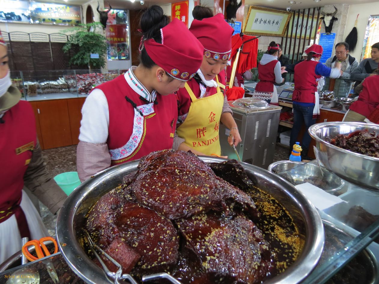 105 Lijiang La Vieille Ville viande de yak marinée