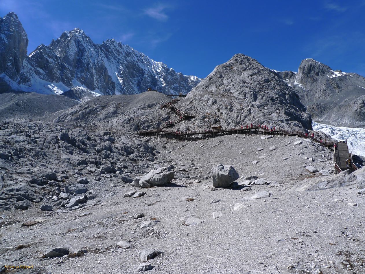 171 Lijiang Monts du Dragon de Jade passerelle pour le glacier