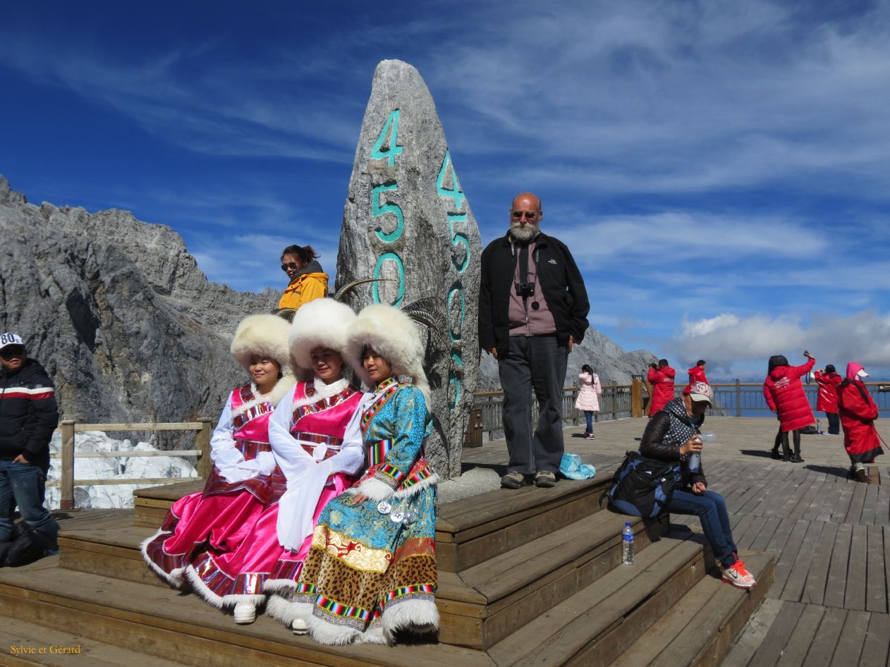173 Lijiang Monts du Dragon de Jade arrivée du téléphérique à 4607 m