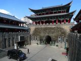 388 Kunming pagodes de l'Est et de l'Ouest reconstruction d'une des portes de la ville