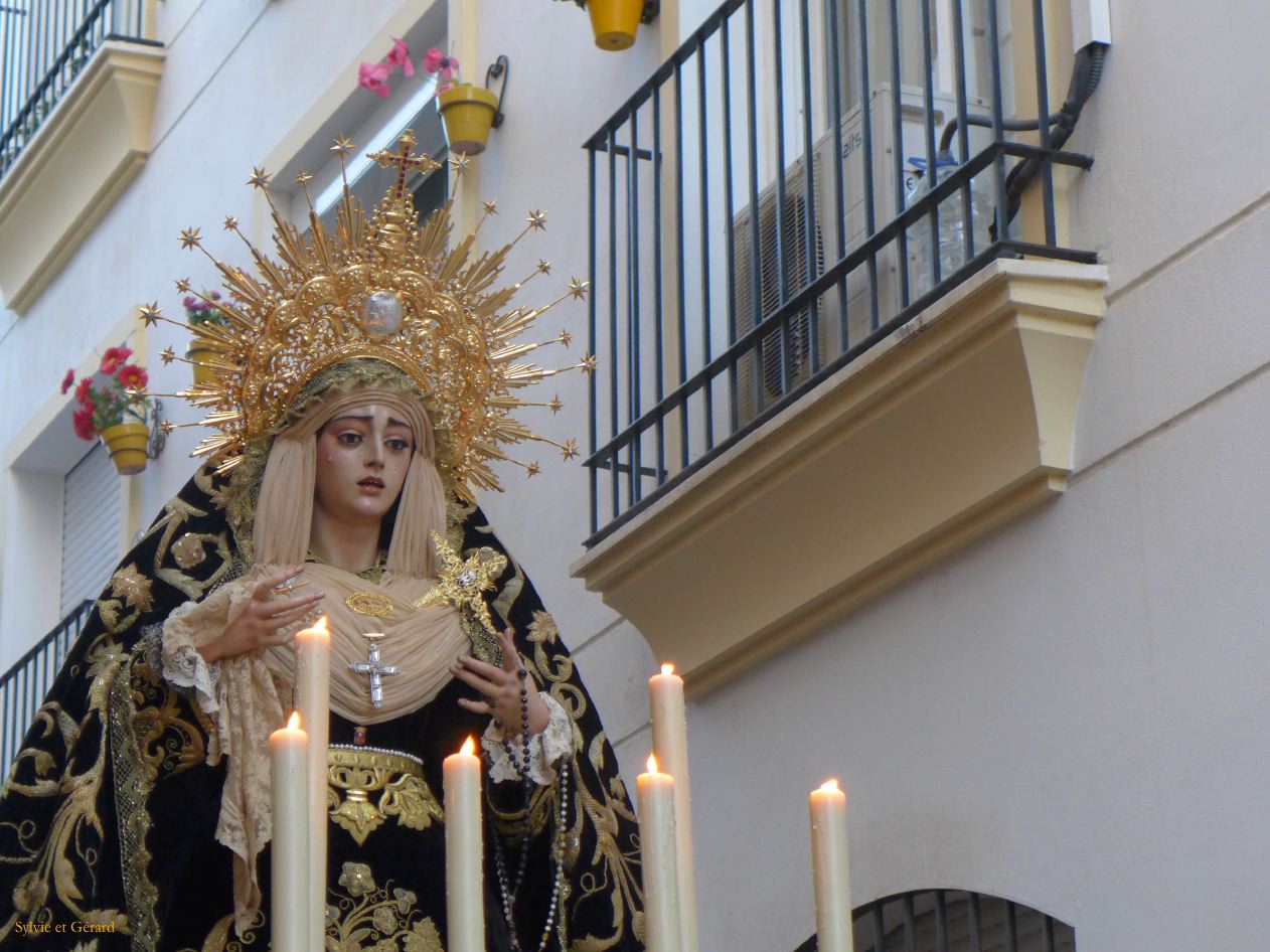 Malaga 26 procession de la Vierge dans les rues  
