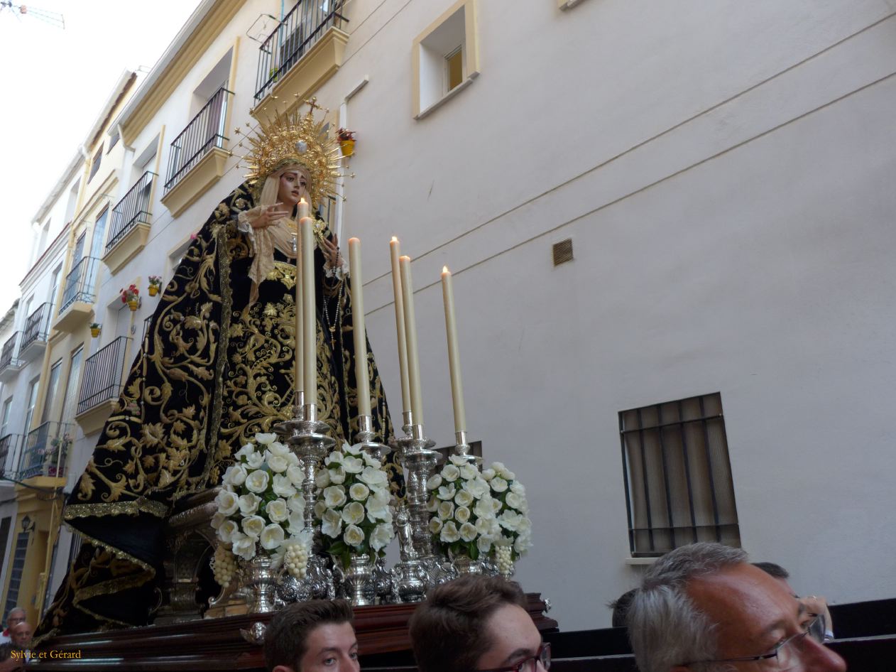 Malaga 27 procession de la Vierge dans les rues 