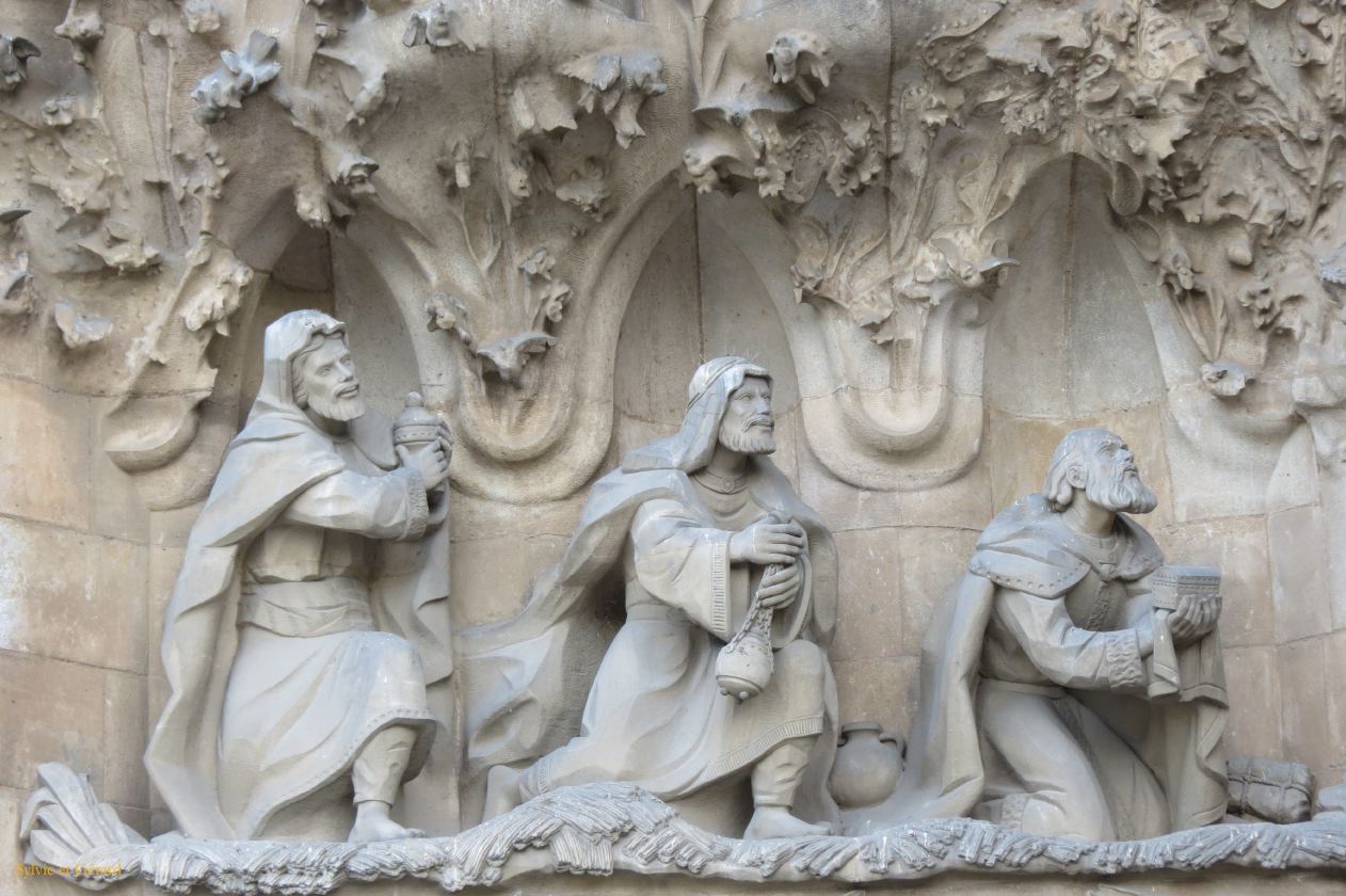 093 Barcelone L'Eixample La Sagrada Familia façade de la nativité