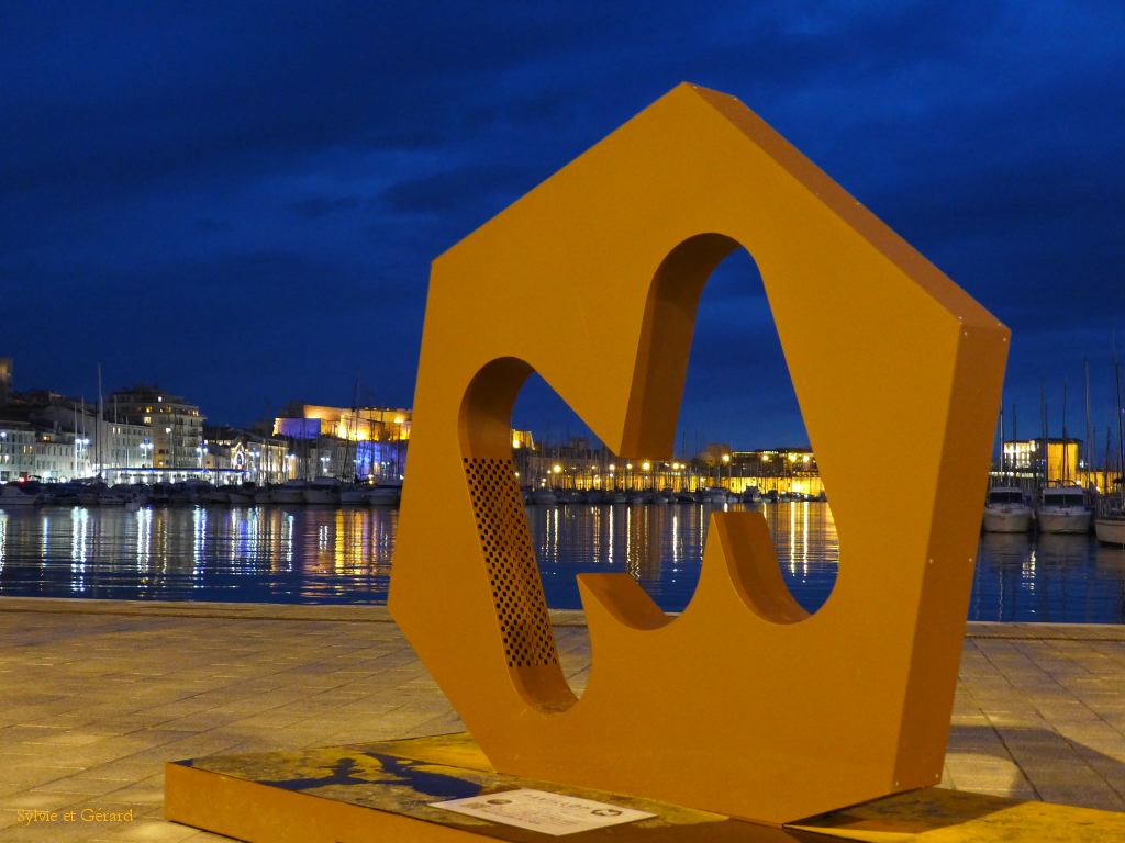 073 Vieux Port