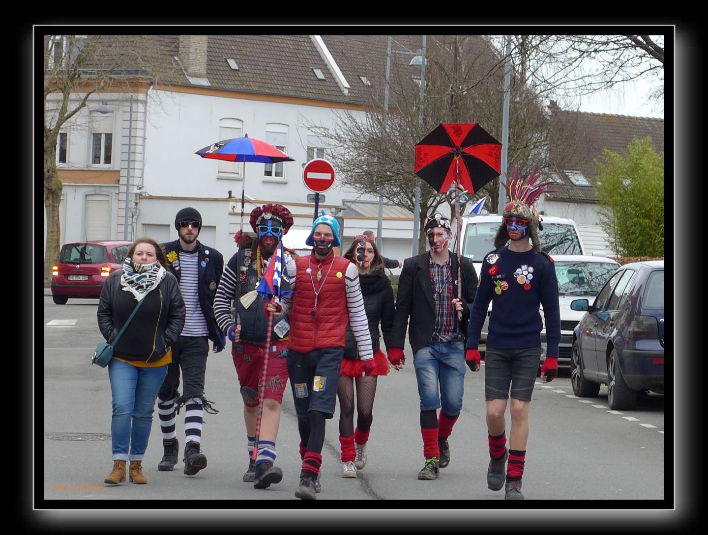 Dunkerque Basse Ville 02  rassemblement des carnavaleux