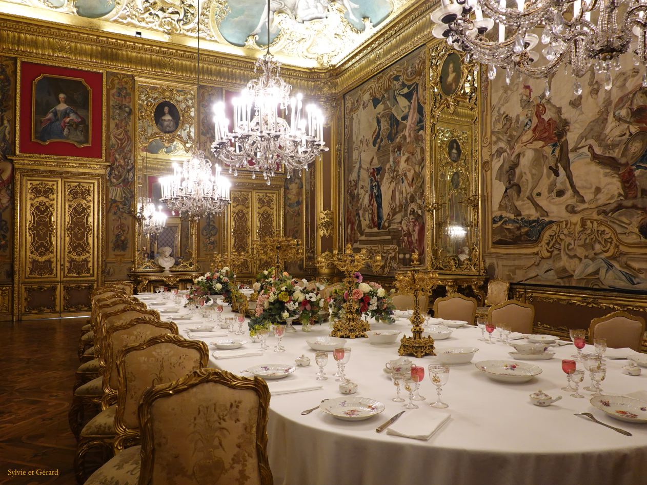 05 Turin Palais Royal salle à manger DSC02788