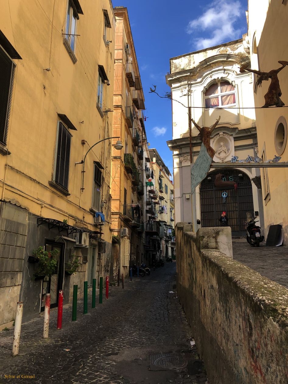 101 Sanita le quartier IMG_3799