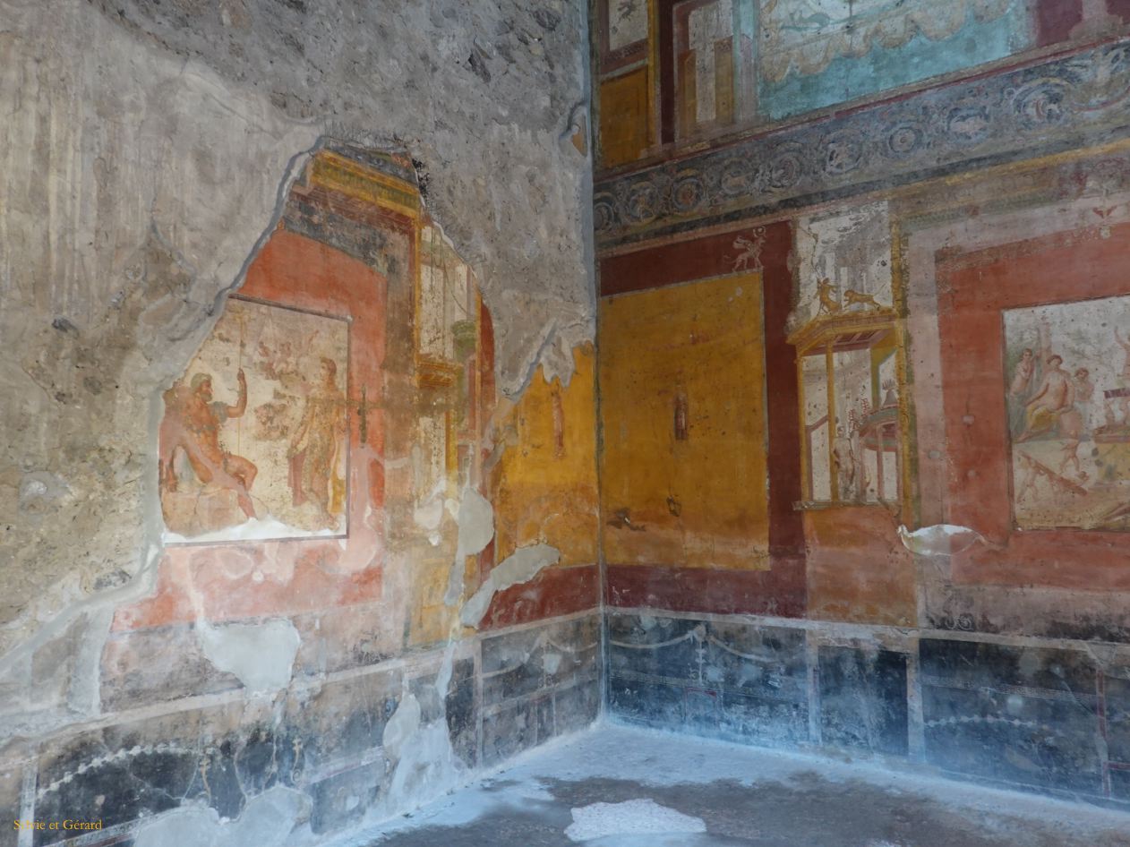 056 Pompei casa di sirico DSC08990