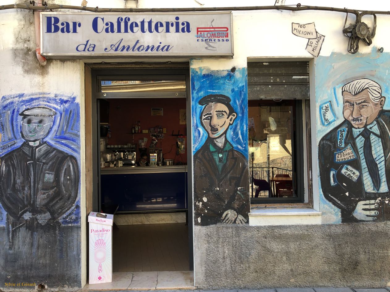 10 Orgosolo les murales IMG_5739