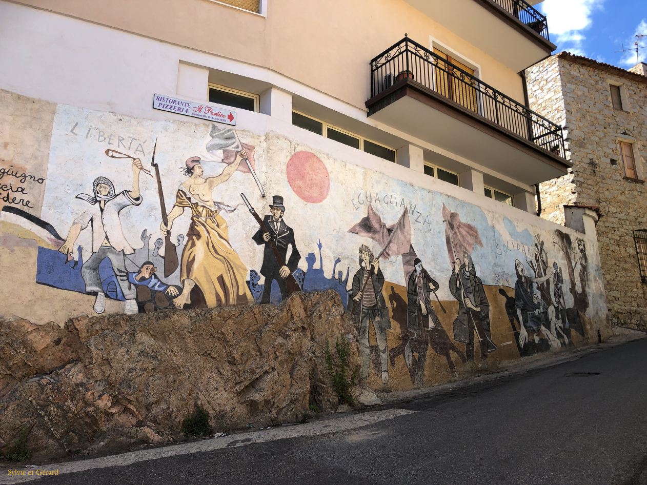 10 Orgosolo les murales IMG_5801