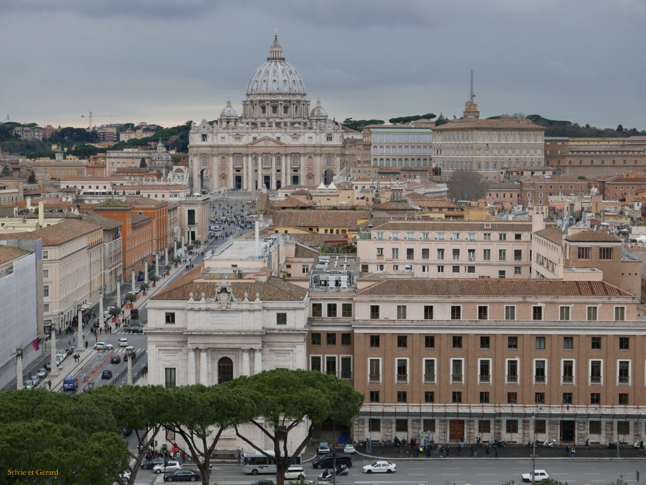 Castel San Angelo vue sur la Cité du Vatican 