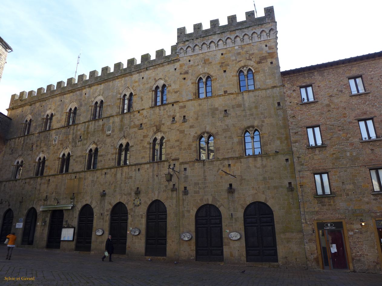 Voltera 01 Palazzo dei Priori 