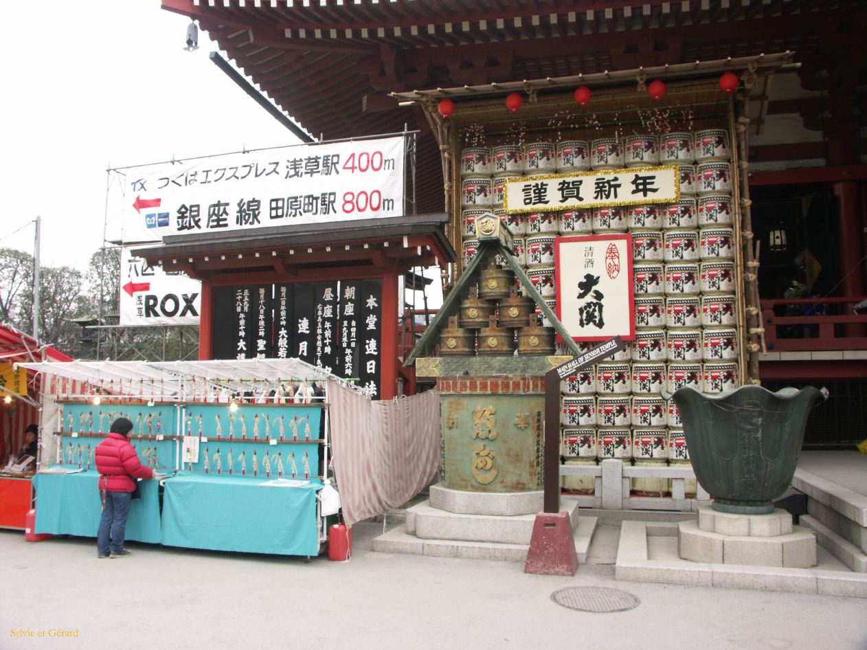 0238 TOKYO Temple Senso Ji quartier Asakusa.