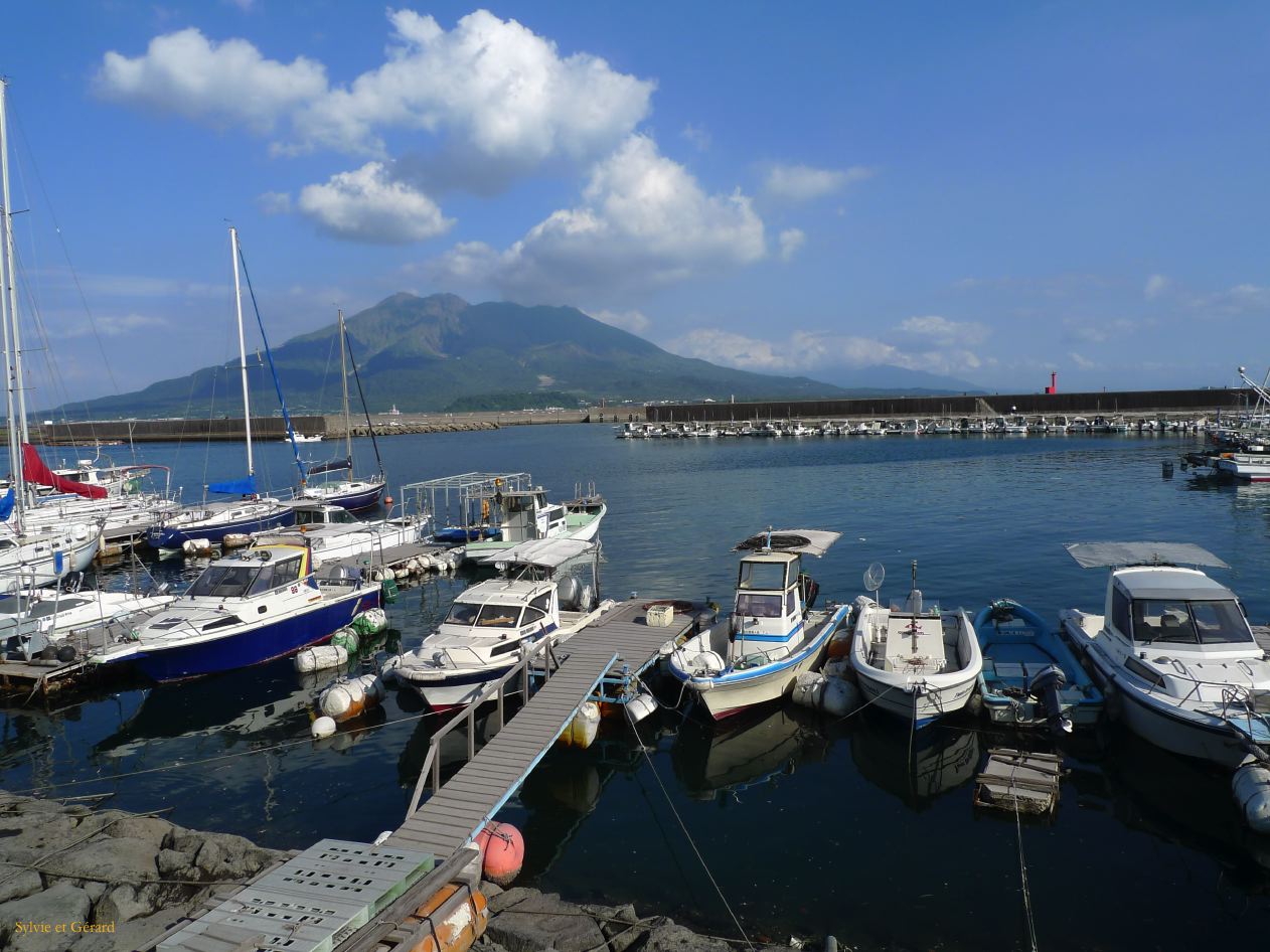 D Kyûshû 085 Kagoshima bord de mer 