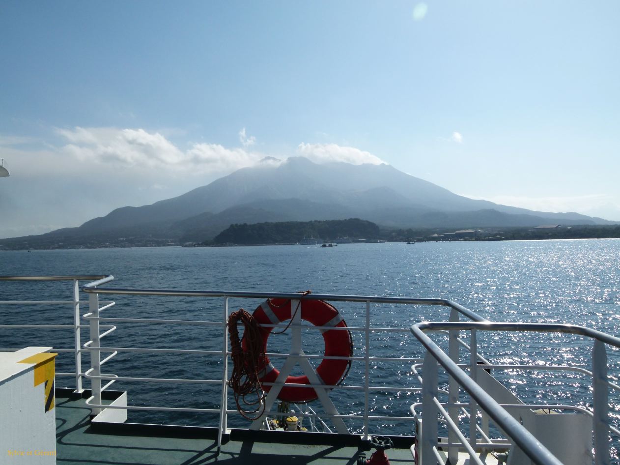 D Kyûshû 096 Kagoshima sur le ferry vers Sakurajima 