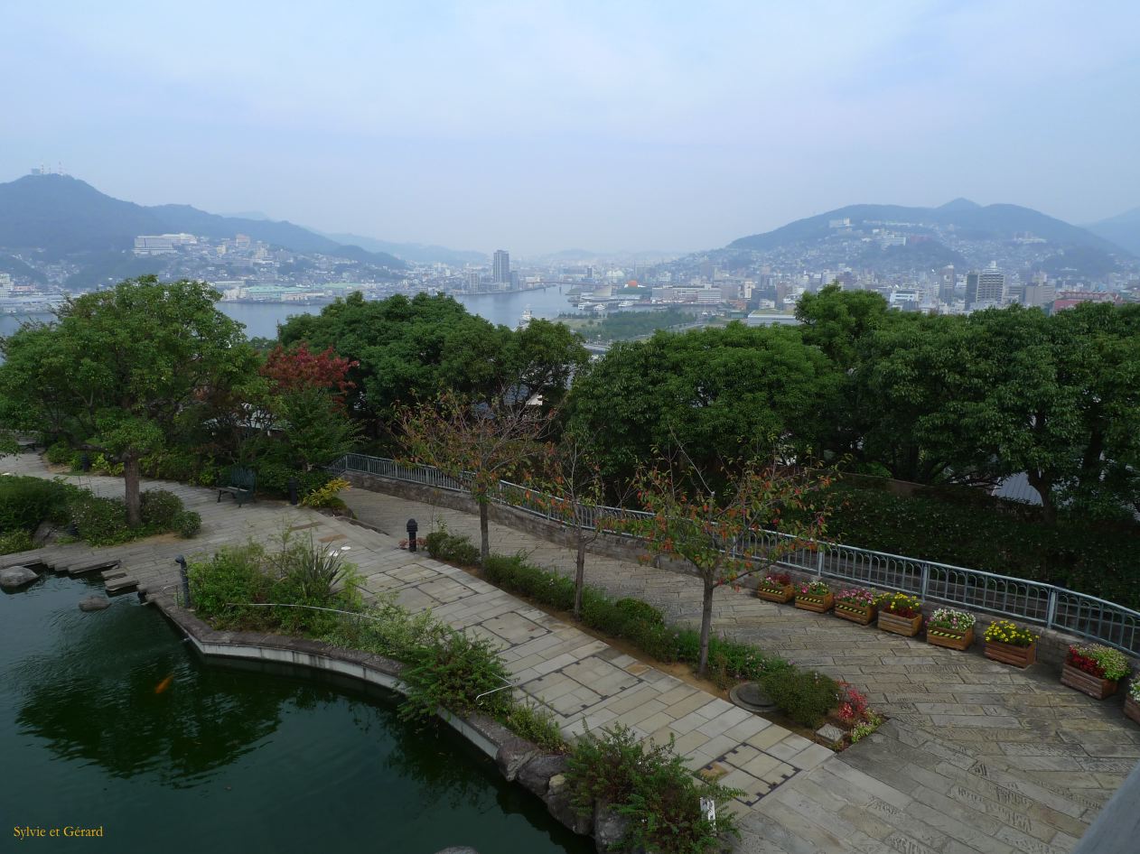 D Kyûshû 135 Nagasaki le jardin Glover