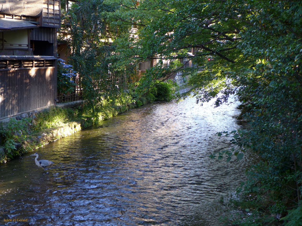 C Kyoto Gion 4 la rivière et les canaux 