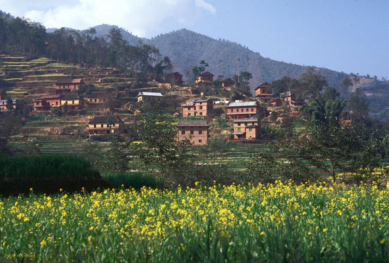 Sangkhu Namo Buddha Trangu Tashi Yangtse Monastery sur la route Nepal 1993-213