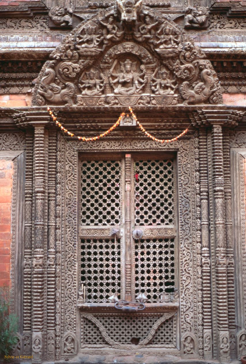 Katmandou place du Durbâr Palais de la Kumari Nepal 1993-015