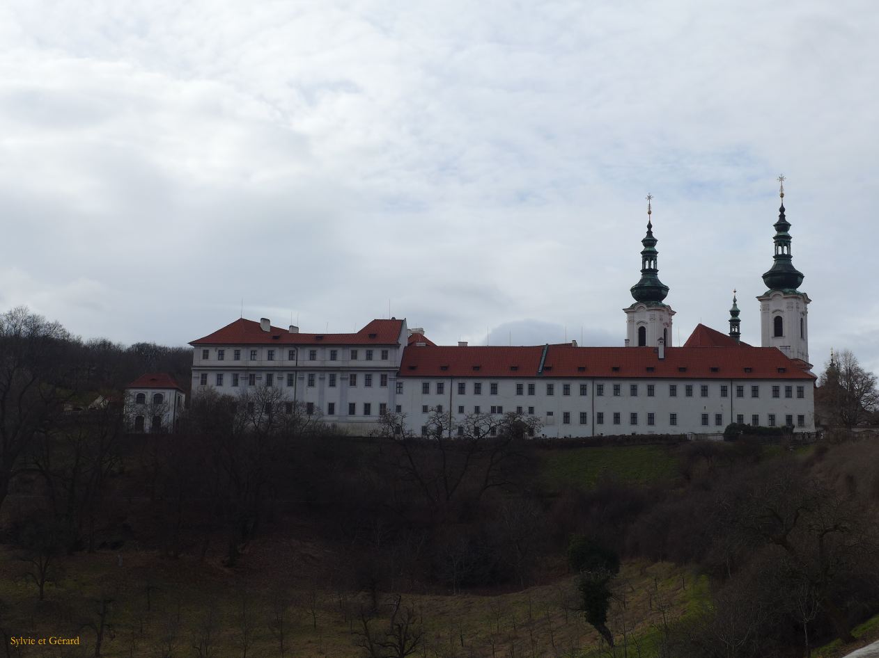 070 Prague Mala Strana Abbaye de Strahov le complexe abbatial  