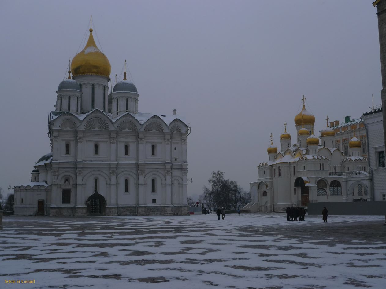 J le Kremlin  024