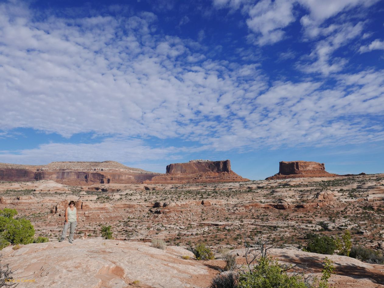 UTAH Canyon Land 01