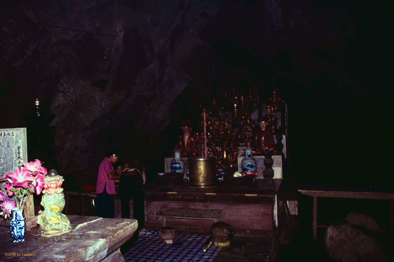 Vietnam 1994-073